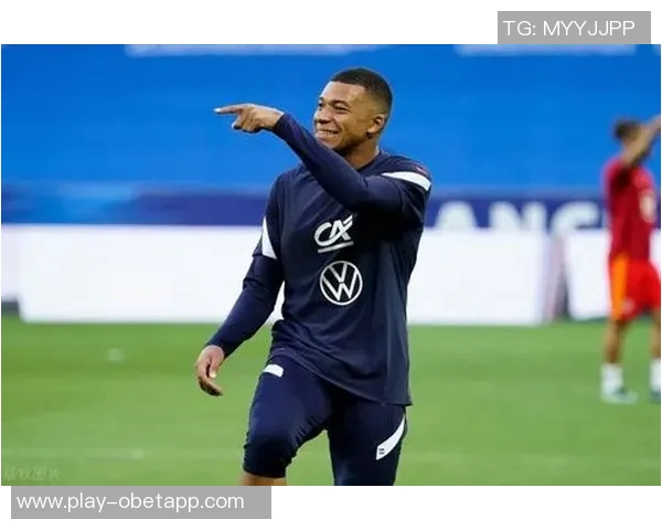 爱尔兰豪门沙姆洛克流浪者推出200年后季票引发球迷热议与期待